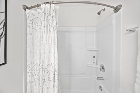 Tiny photo for 1172 Lake Forest Drive, Hebron, OH 43025 (MLS # 226000523)