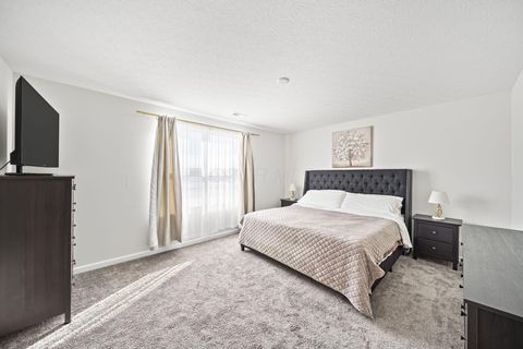 Tiny photo for 1172 Lake Forest Drive, Hebron, OH 43025 (MLS # 226000523)