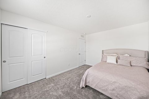 Tiny photo for 1172 Lake Forest Drive, Hebron, OH 43025 (MLS # 226000523)