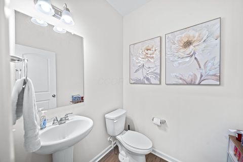 Tiny photo for 1172 Lake Forest Drive, Hebron, OH 43025 (MLS # 226000523)