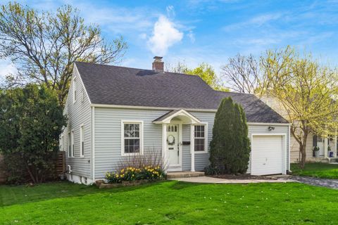 Photo of 933 Sells Avenue, Columbus, OH 43212 (MLS # 226011653)