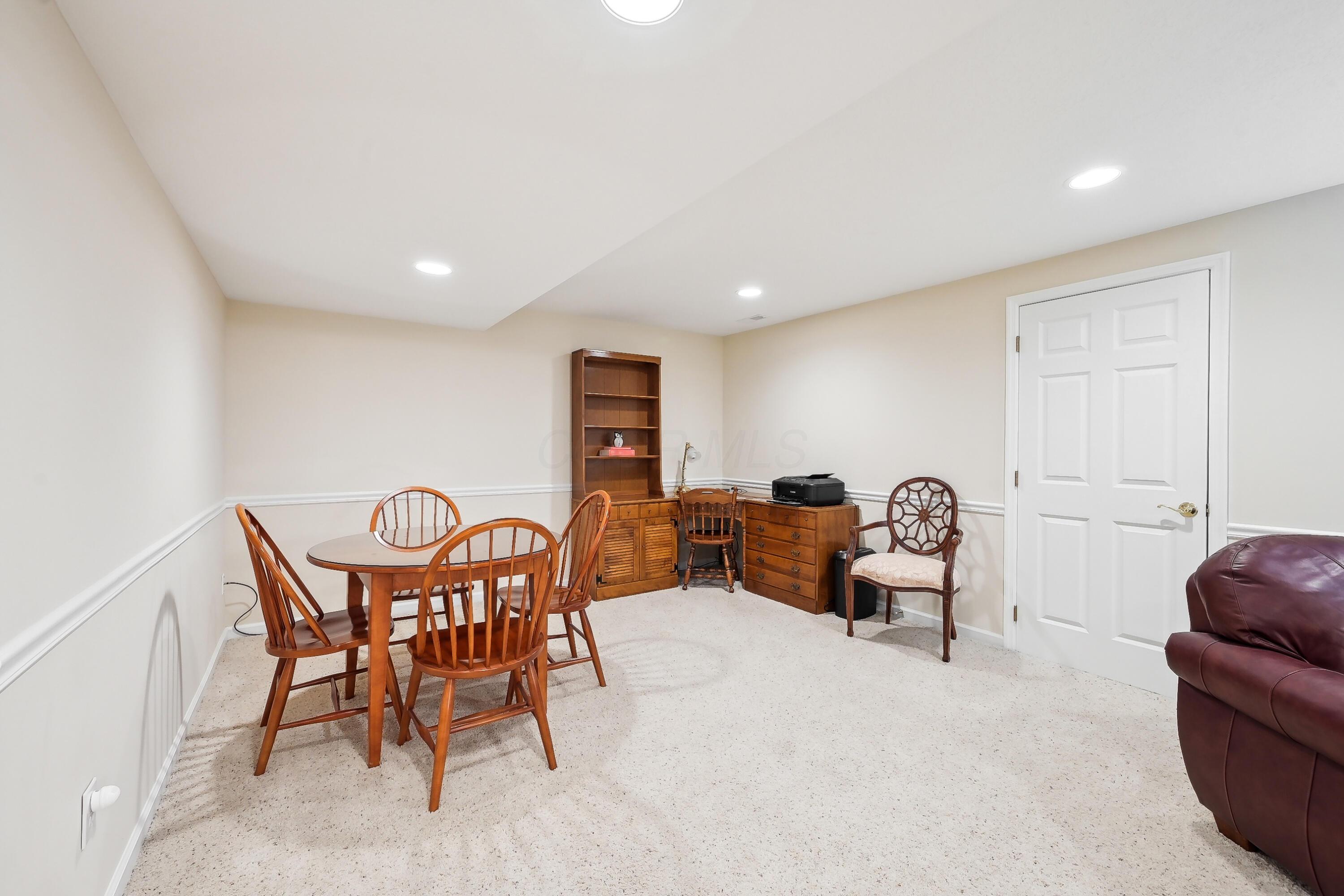 6222 Langton Circle, Westerville, Ohio image 41