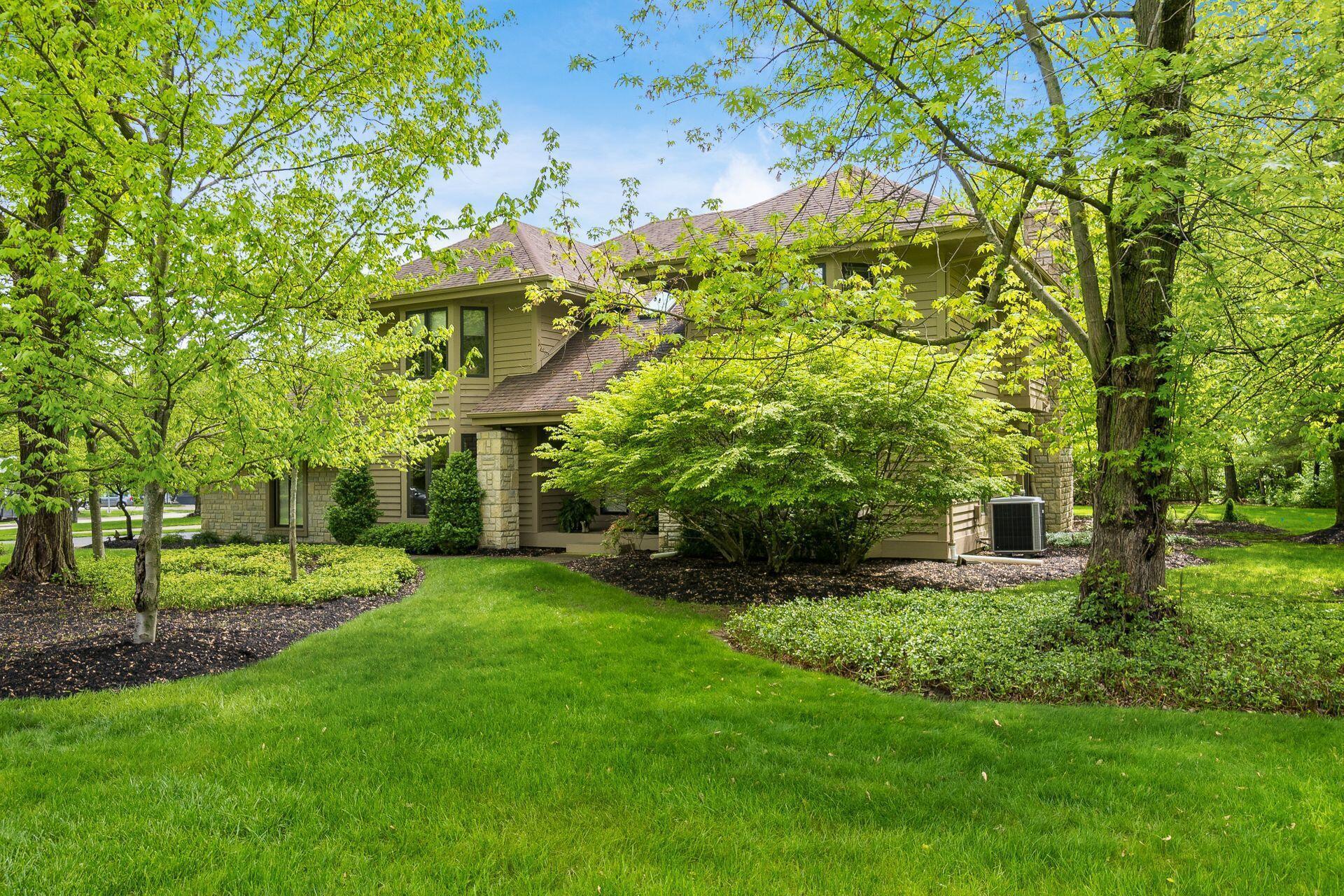 5737 Dunnwood Court, Dublin, Ohio image 4