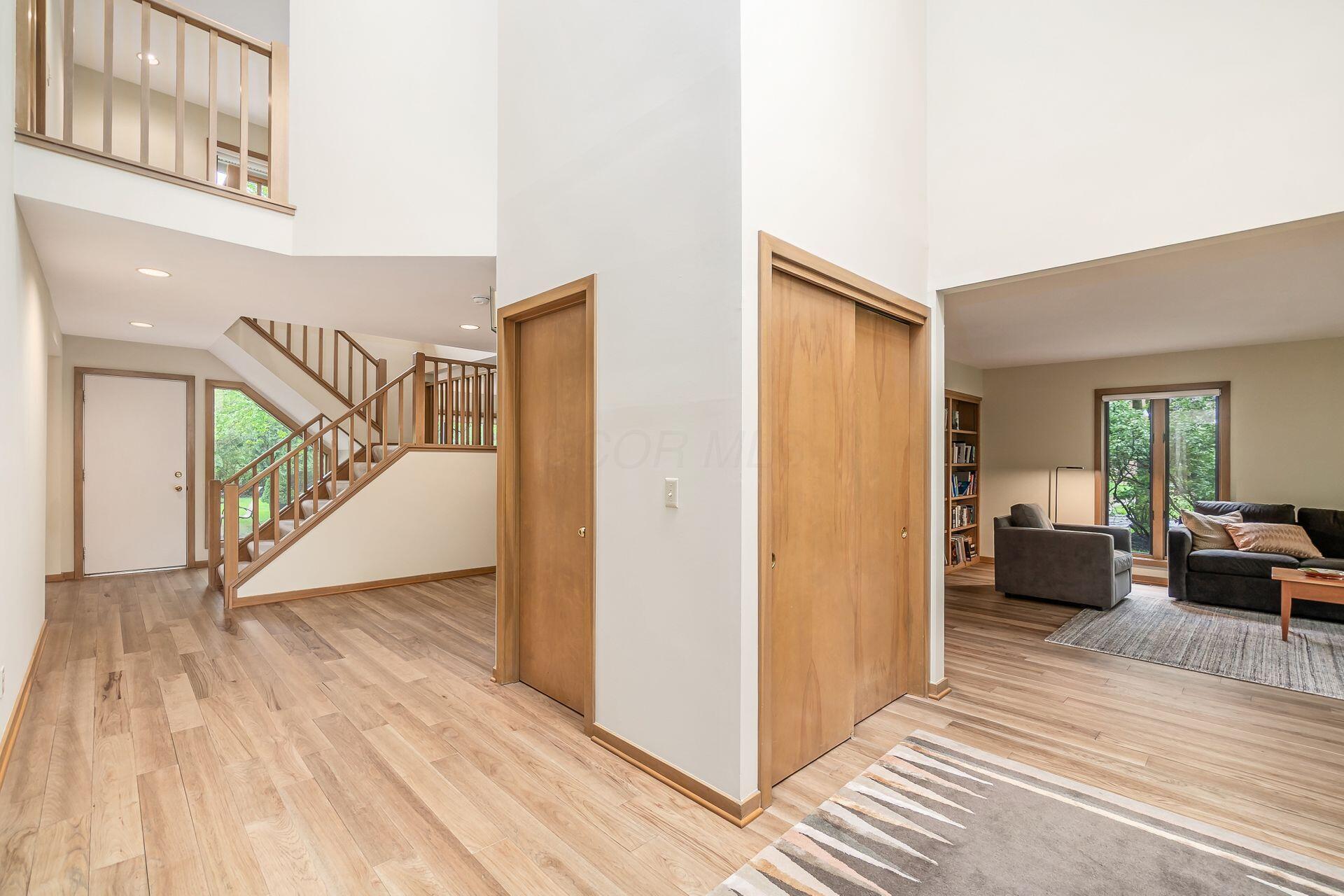 5737 Dunnwood Court, Dublin, Ohio image 7