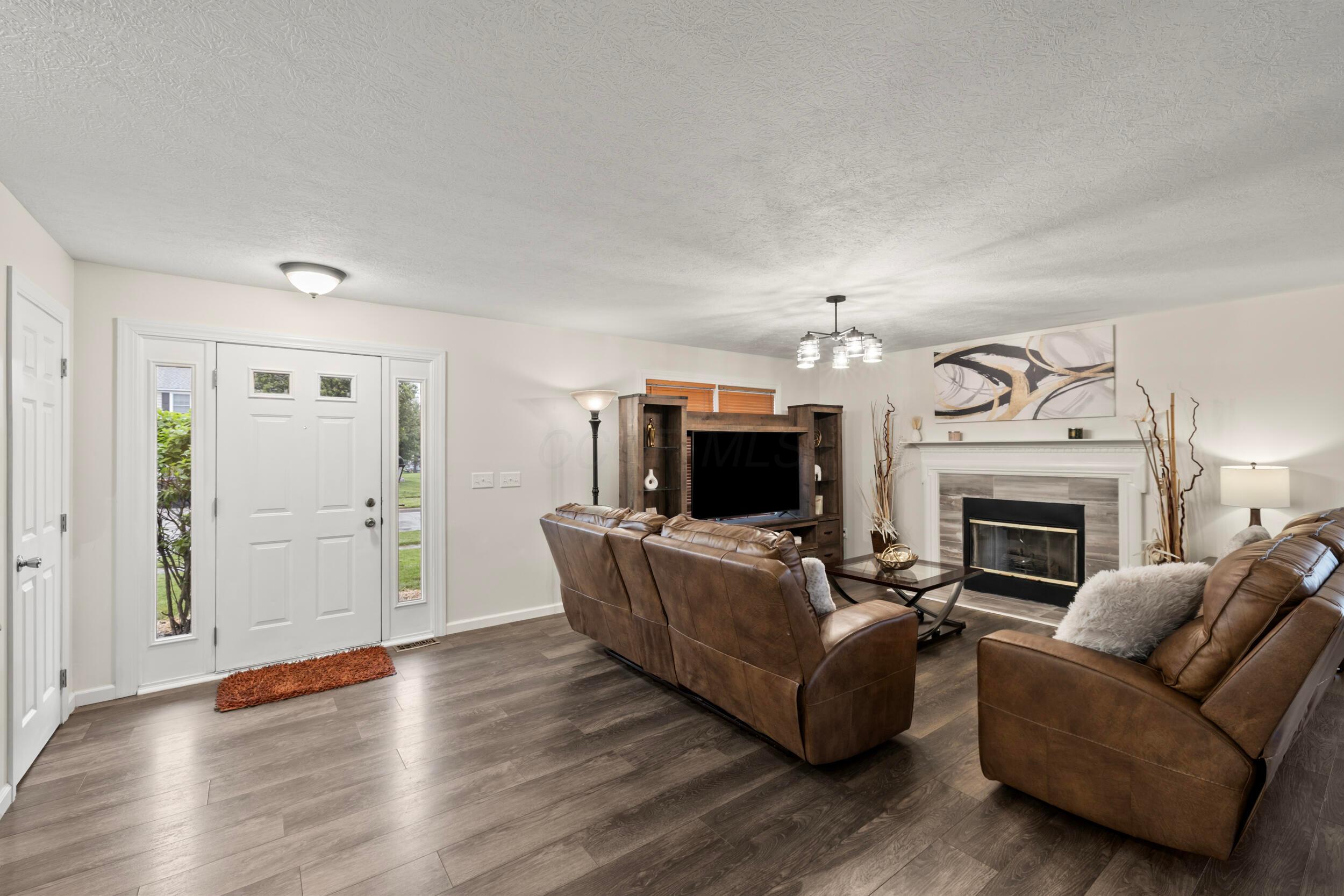 1608 Geranium Drive, Lewis Center, Ohio image 9