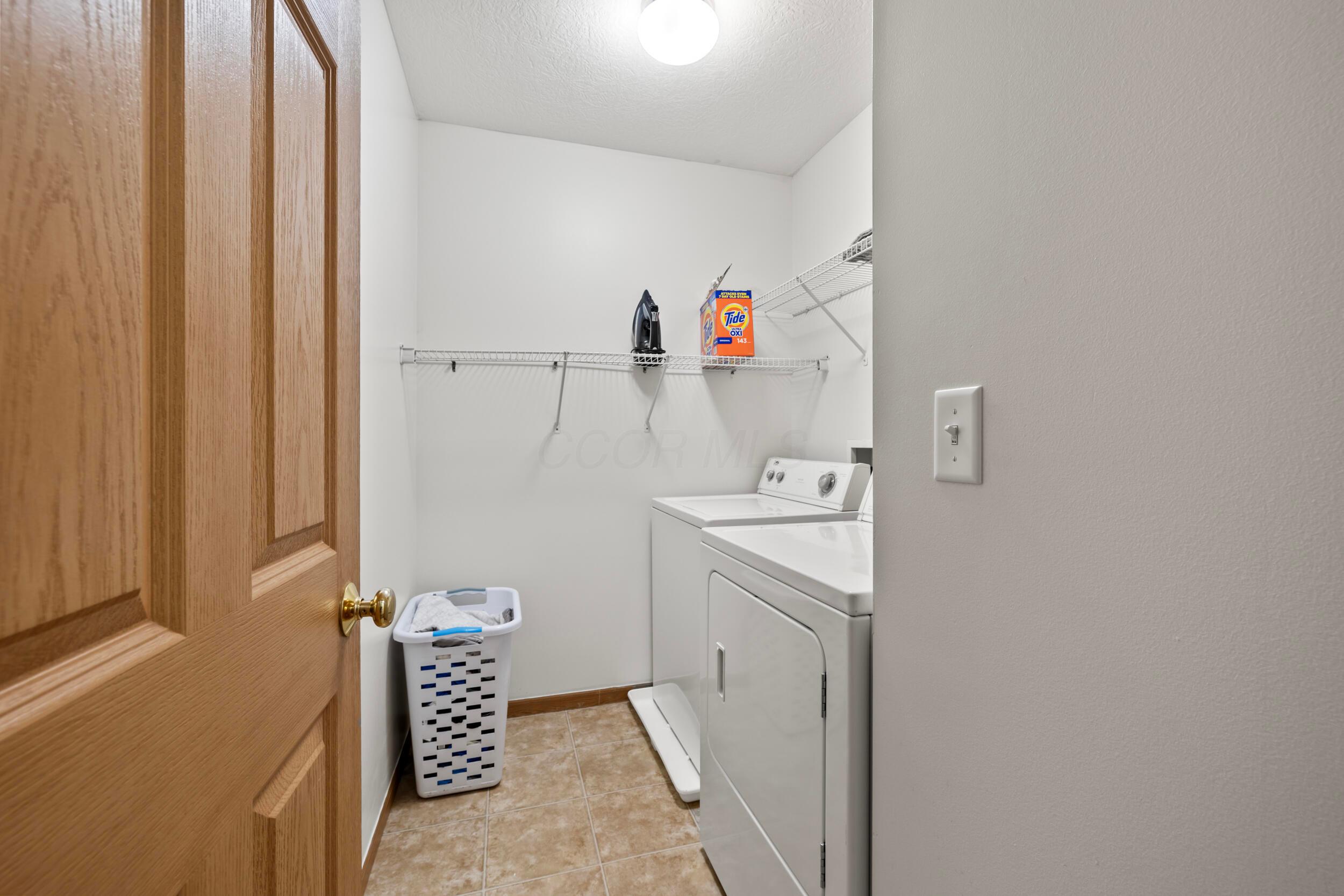1608 Geranium Drive, Lewis Center, Ohio image 28