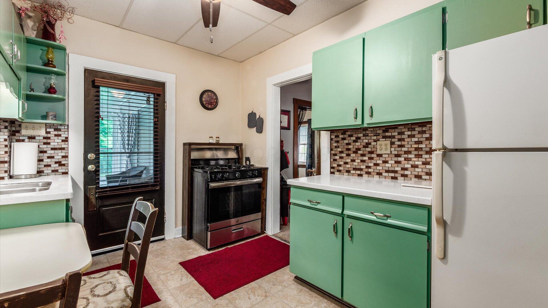 709 Wesley Avenue, Newark, Ohio image 16