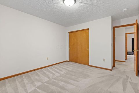 Tiny photo for 6964 Saint Ninians, Lewis Center, OH 43035 (MLS # 225045563)