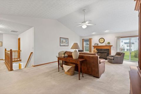 Tiny photo for 6964 Saint Ninians, Lewis Center, OH 43035 (MLS # 225045563)