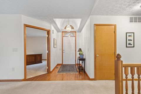 Tiny photo for 6964 Saint Ninians, Lewis Center, OH 43035 (MLS # 225045563)