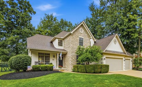 Photo of 8600 Coldwater Drive, Powell, OH 43065 (MLS # 226023065)