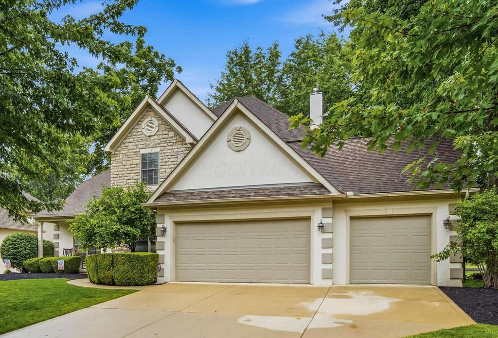 Photo of 8600 Coldwater Drive, Powell, OH 43065 (MLS # 226023065)
