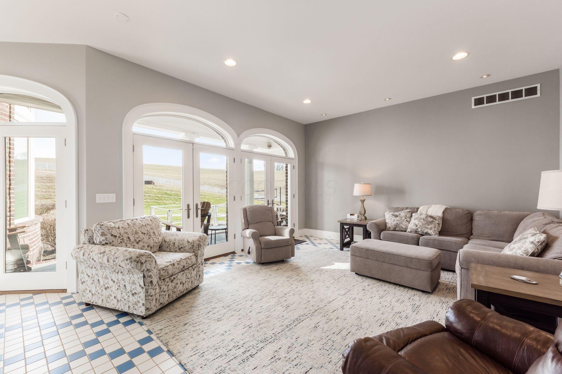 16187 Kreashbaum Road, Rockbridge, Ohio image 19