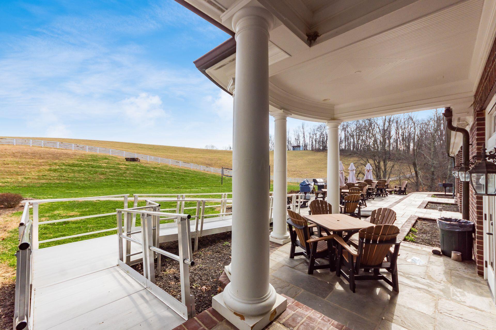 16187 Kreashbaum Road, Rockbridge, Ohio image 5