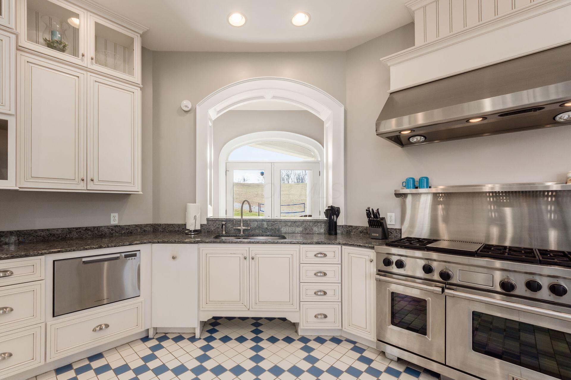 16187 Kreashbaum Road, Rockbridge, Ohio image 15