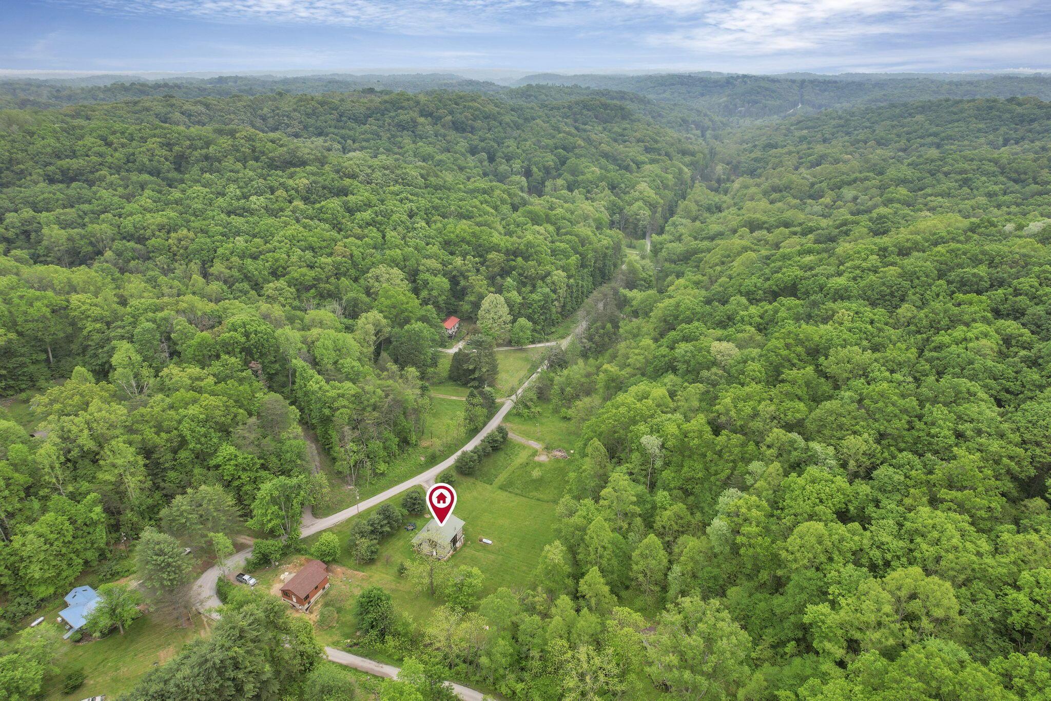 23587 Woltz Road, Rockbridge, Ohio image 48
