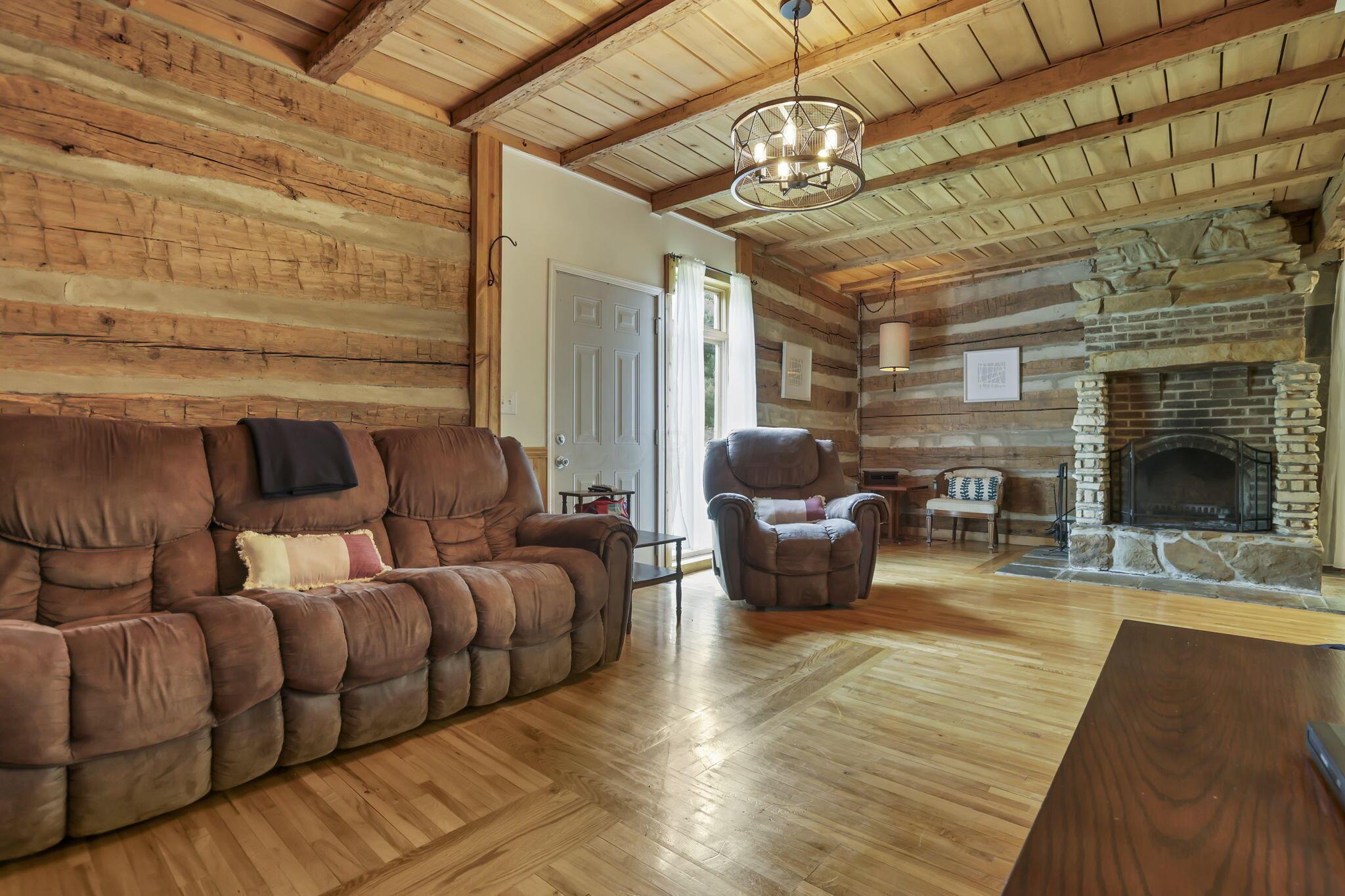 23587 Woltz Road, Rockbridge, Ohio image 10