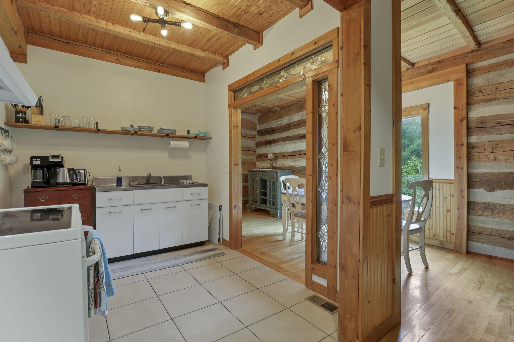 23587 Woltz Road, Rockbridge, Ohio image 20