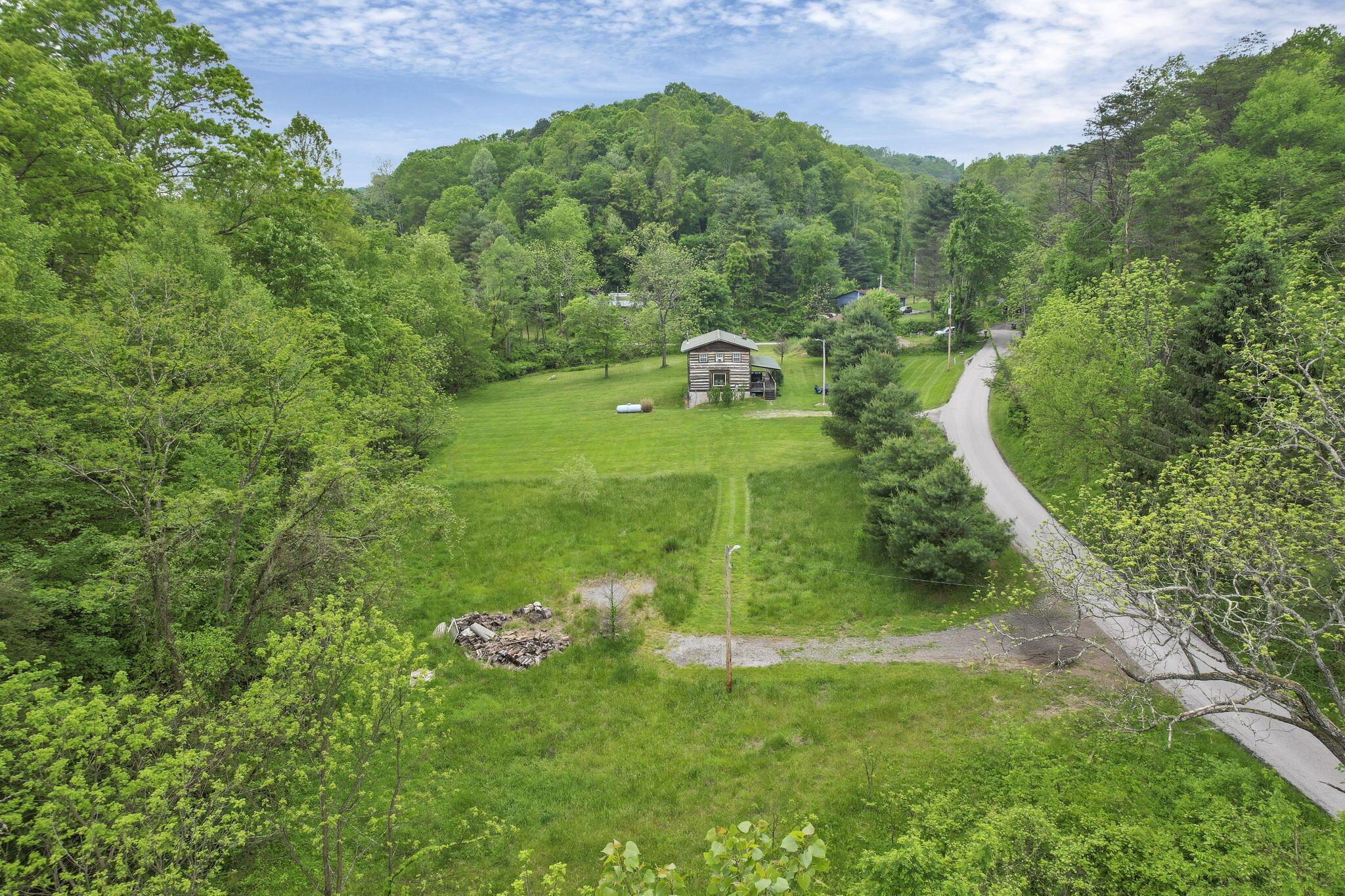 23587 Woltz Road, Rockbridge, Ohio image 46