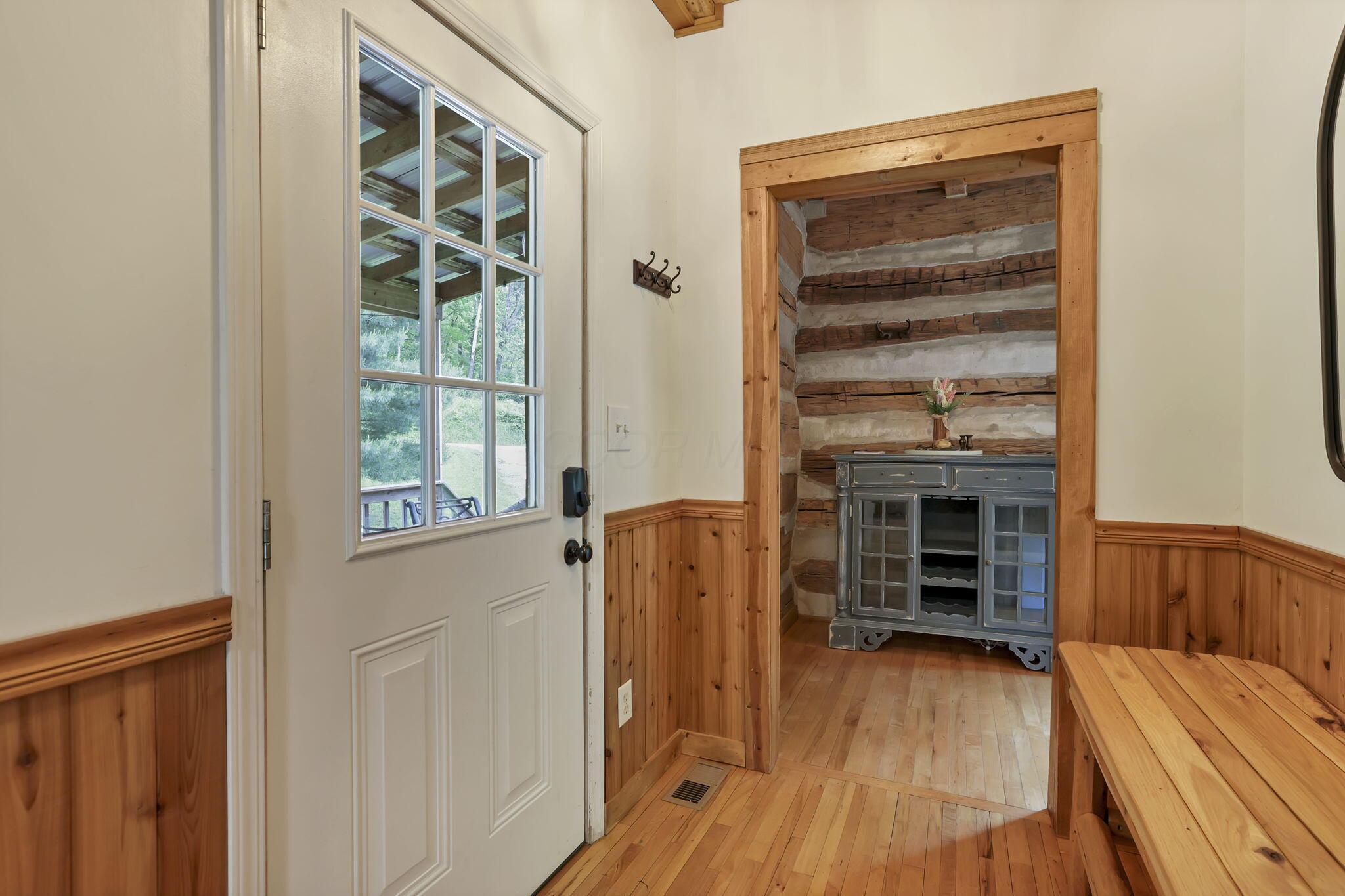 23587 Woltz Road, Rockbridge, Ohio image 6