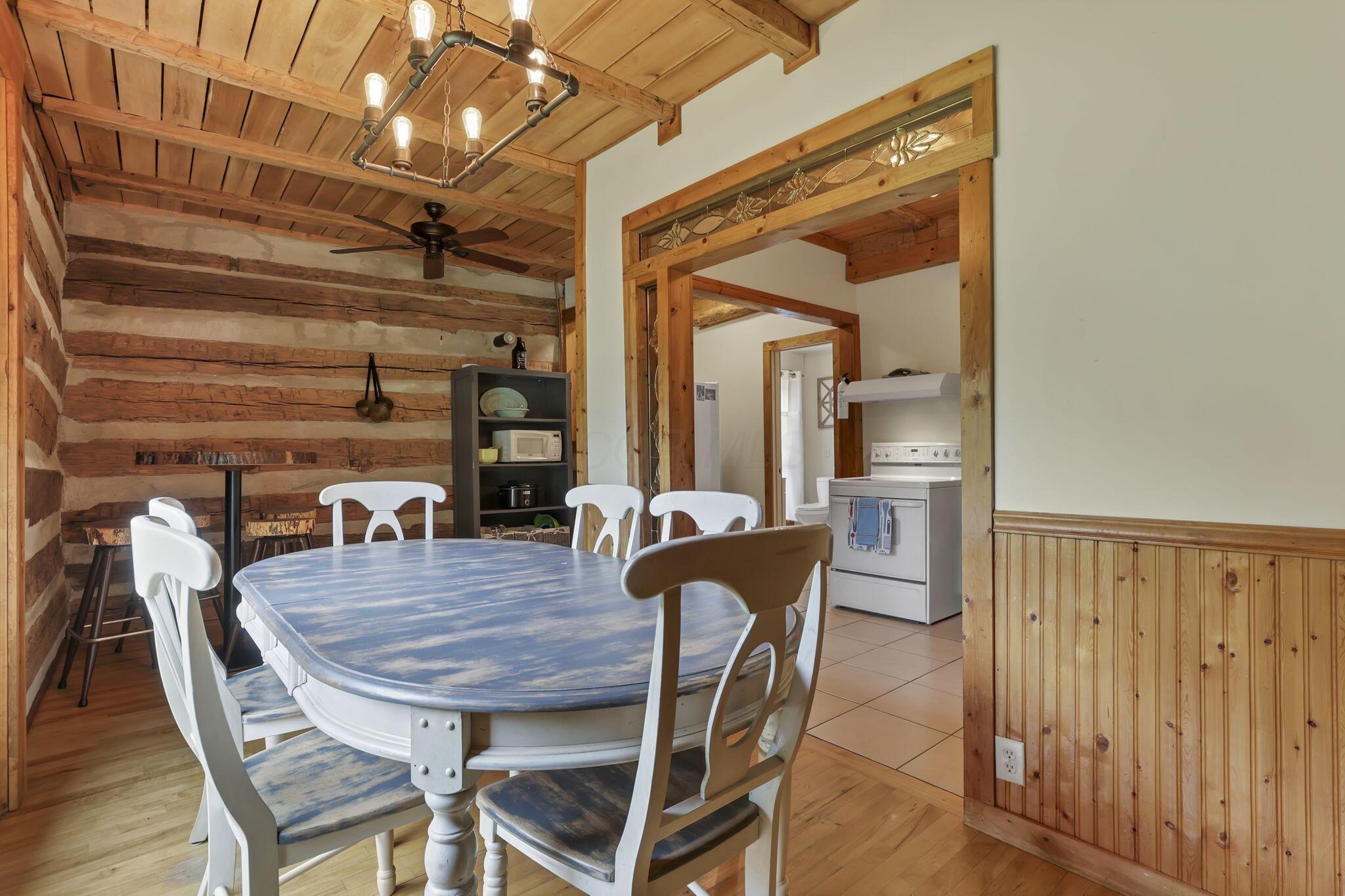23587 Woltz Road, Rockbridge, Ohio image 14