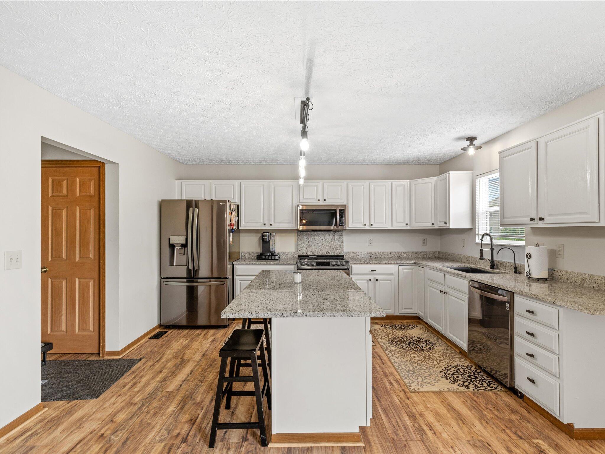5980 Peridot Street, Grove City, Ohio image 18