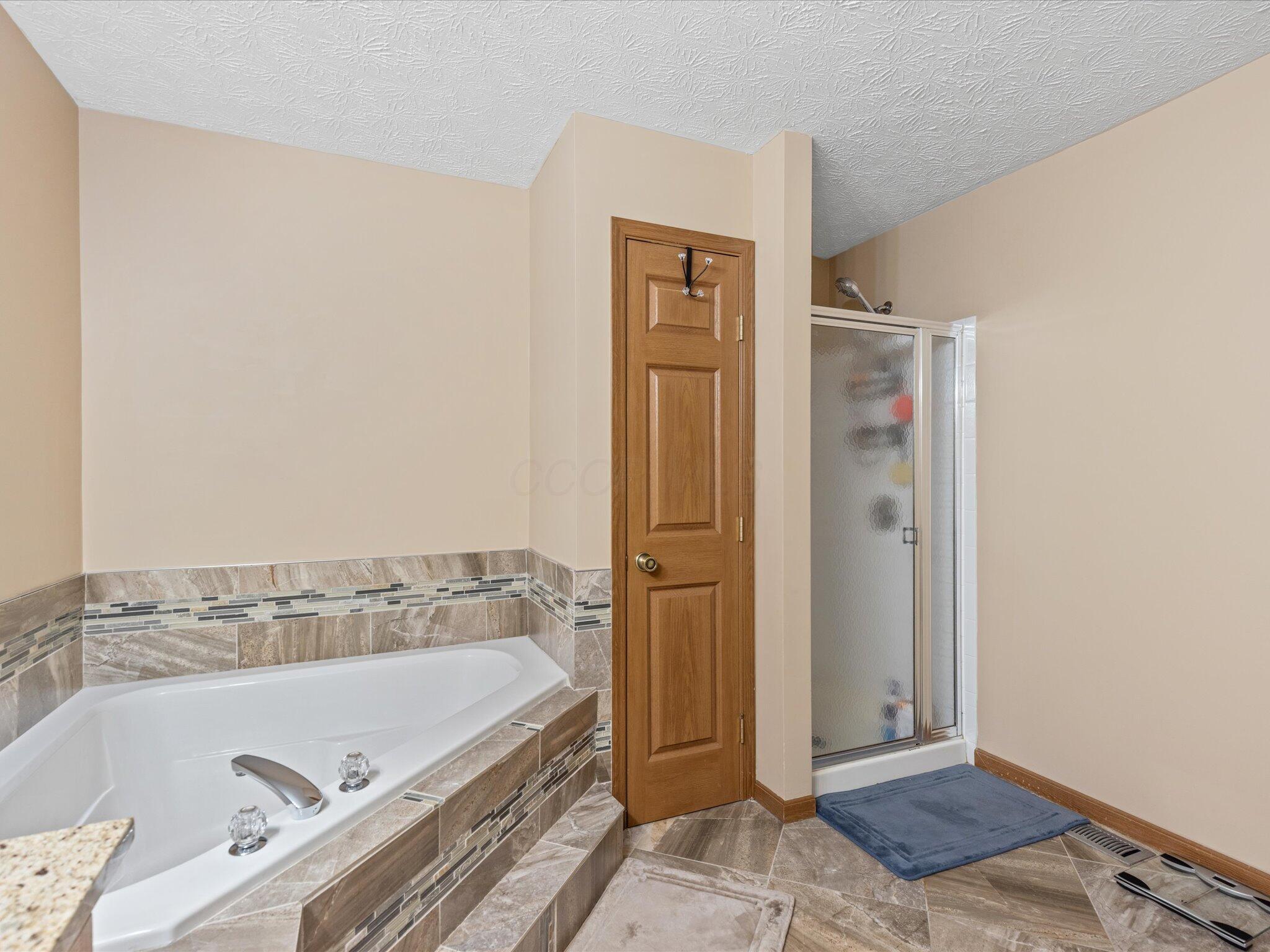 5980 Peridot Street, Grove City, Ohio image 28
