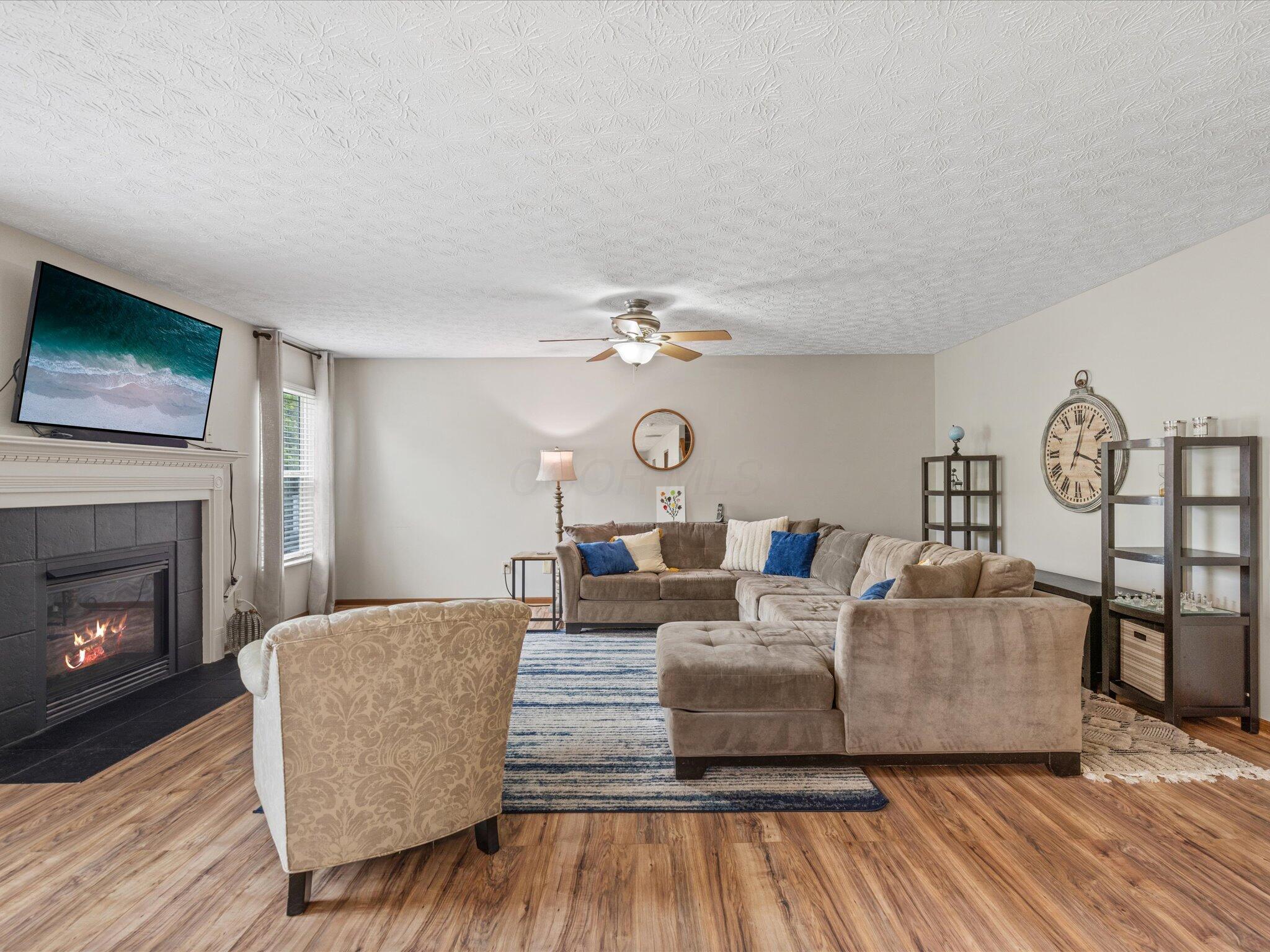 5980 Peridot Street, Grove City, Ohio image 14