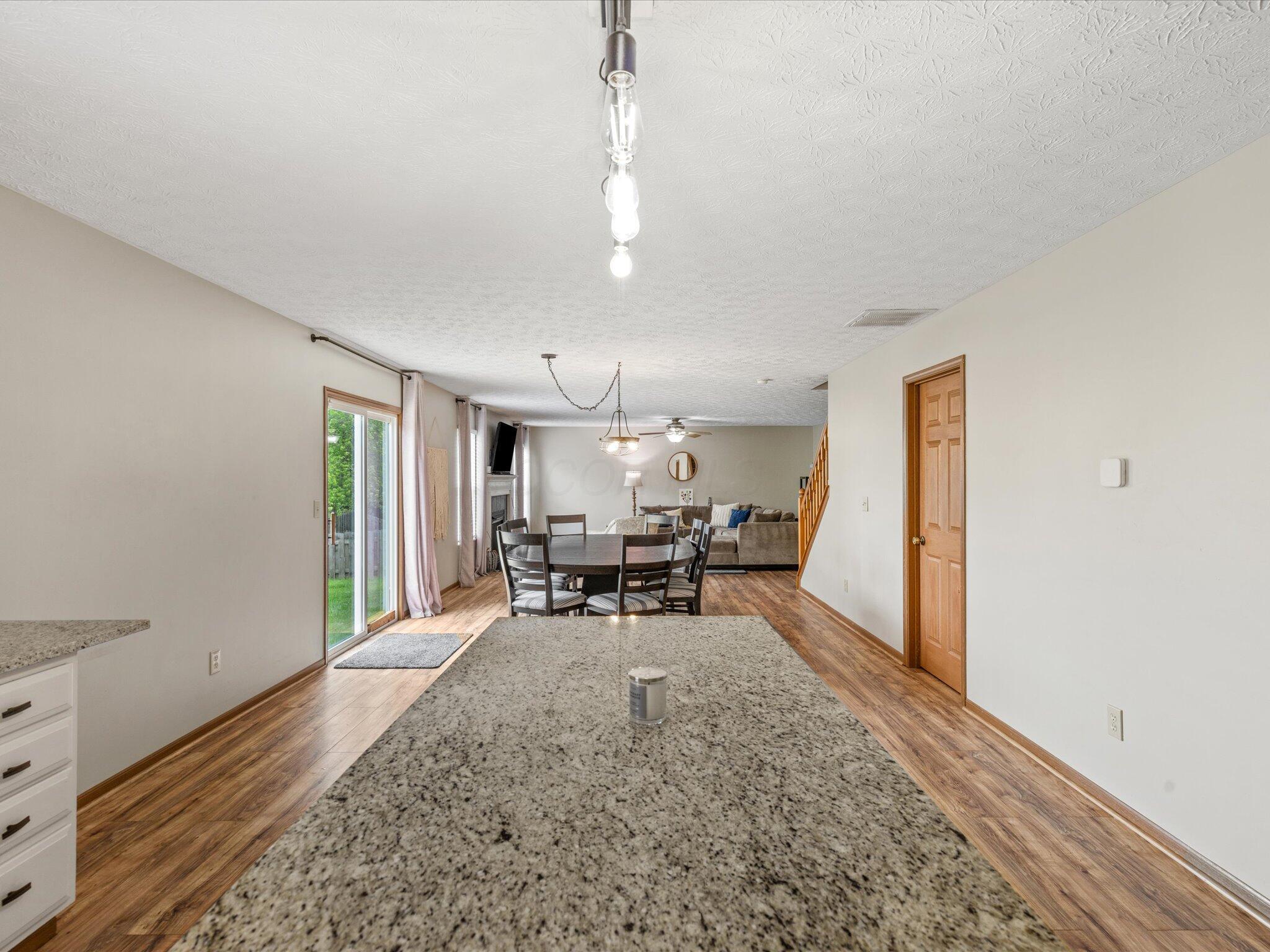 5980 Peridot Street, Grove City, Ohio image 17