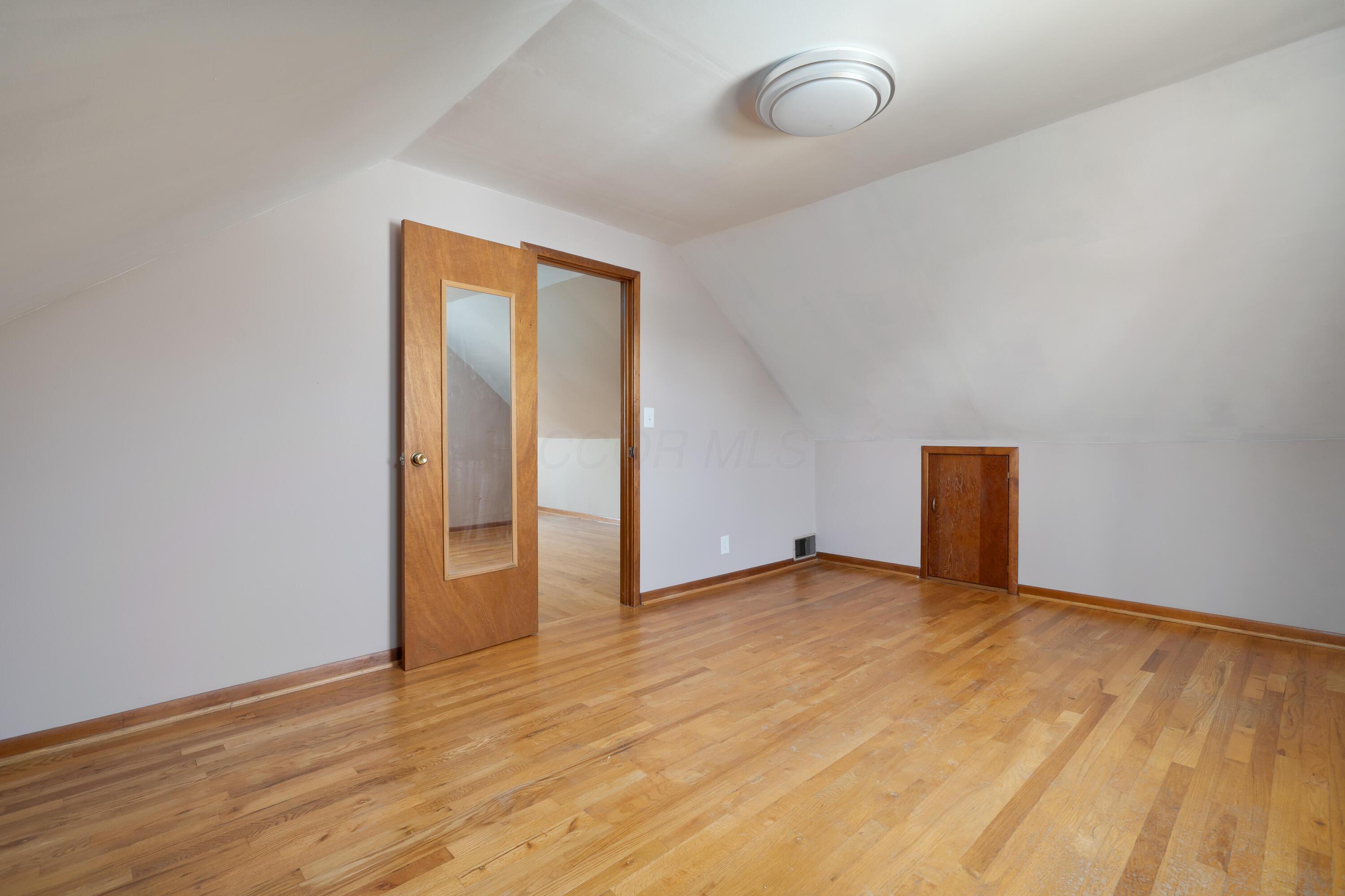 2852 Thorndale Avenue, Columbus, Ohio image 29