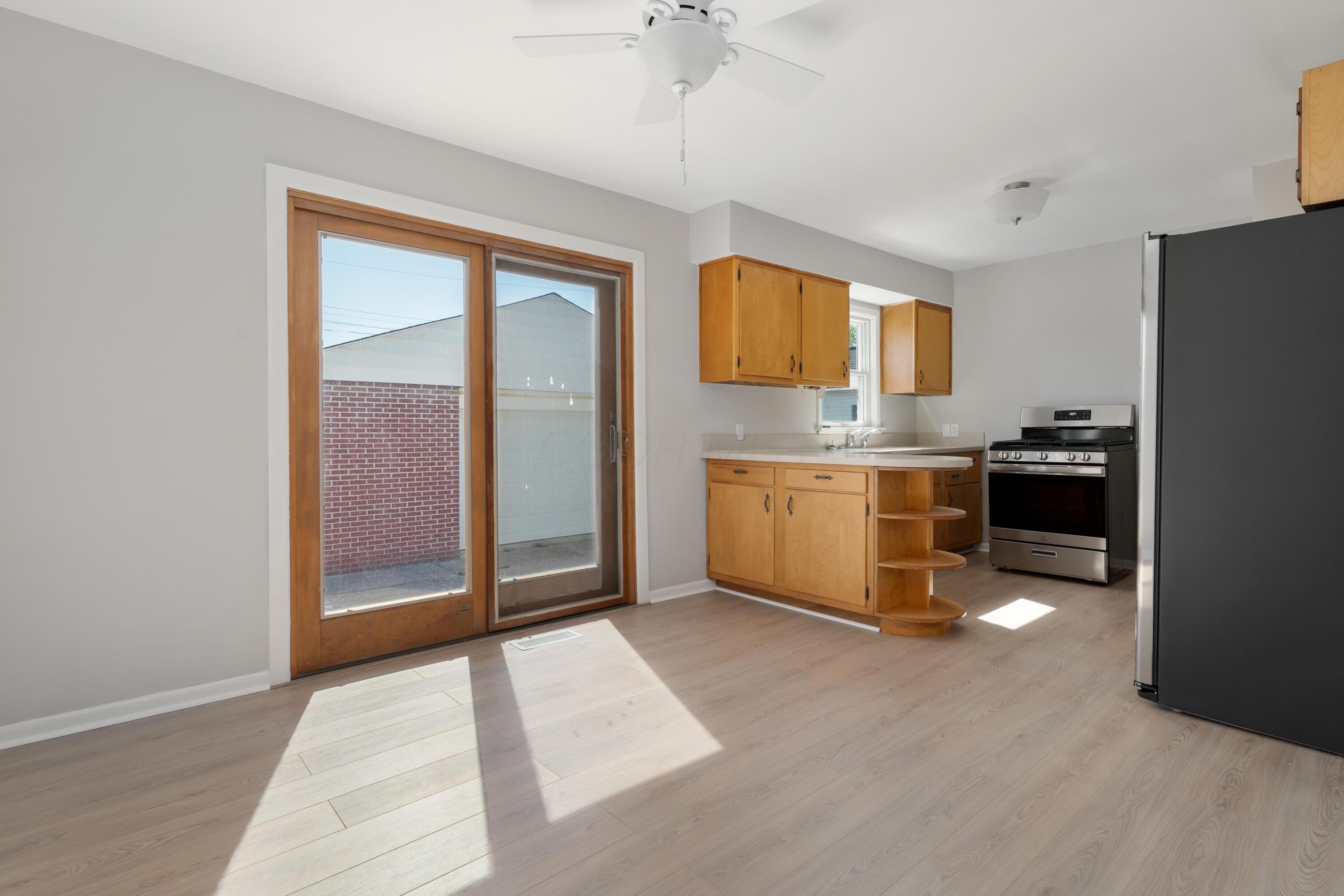 2852 Thorndale Avenue, Columbus, Ohio image 13