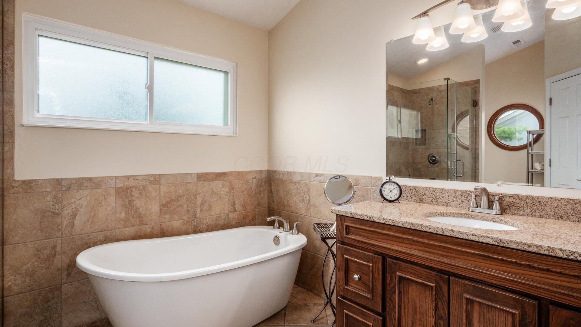 832 Mcleod Parc, Pickerington, Ohio image 13