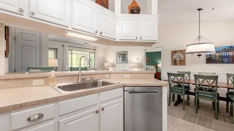 Tiny photo for 669 Kensington Drive, Heath, OH 43056 (MLS # 226014027)