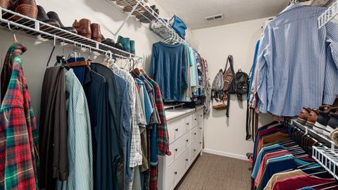 Tiny photo for 669 Kensington Drive, Heath, OH 43056 (MLS # 226014027)