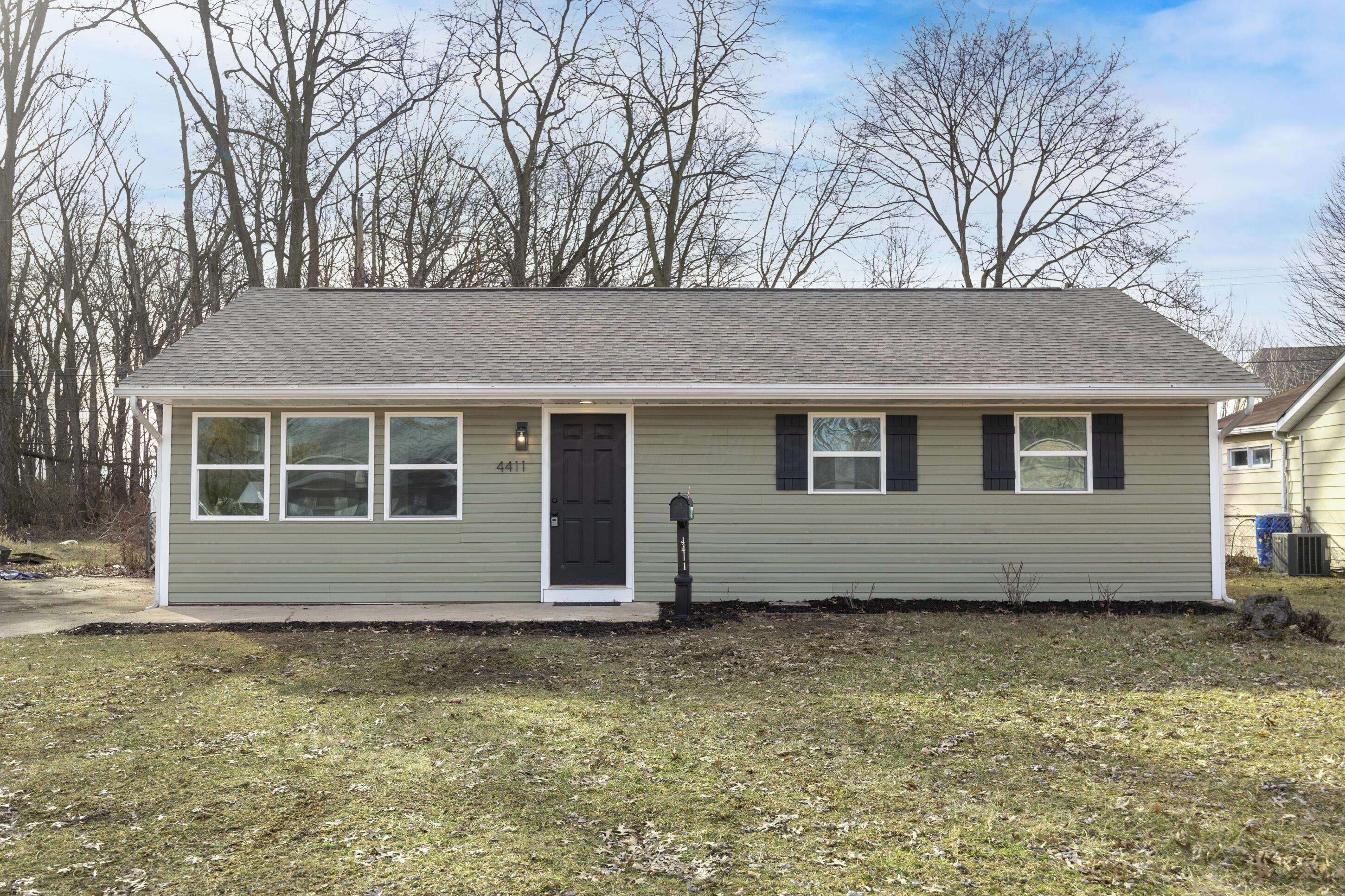 4411 Sherwood Drive, Hilliard, Ohio image 1
