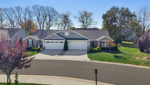 Photo of 6540 Turning Stone Loop, Canal Winchester, OH 43110 (MLS # 226041441)