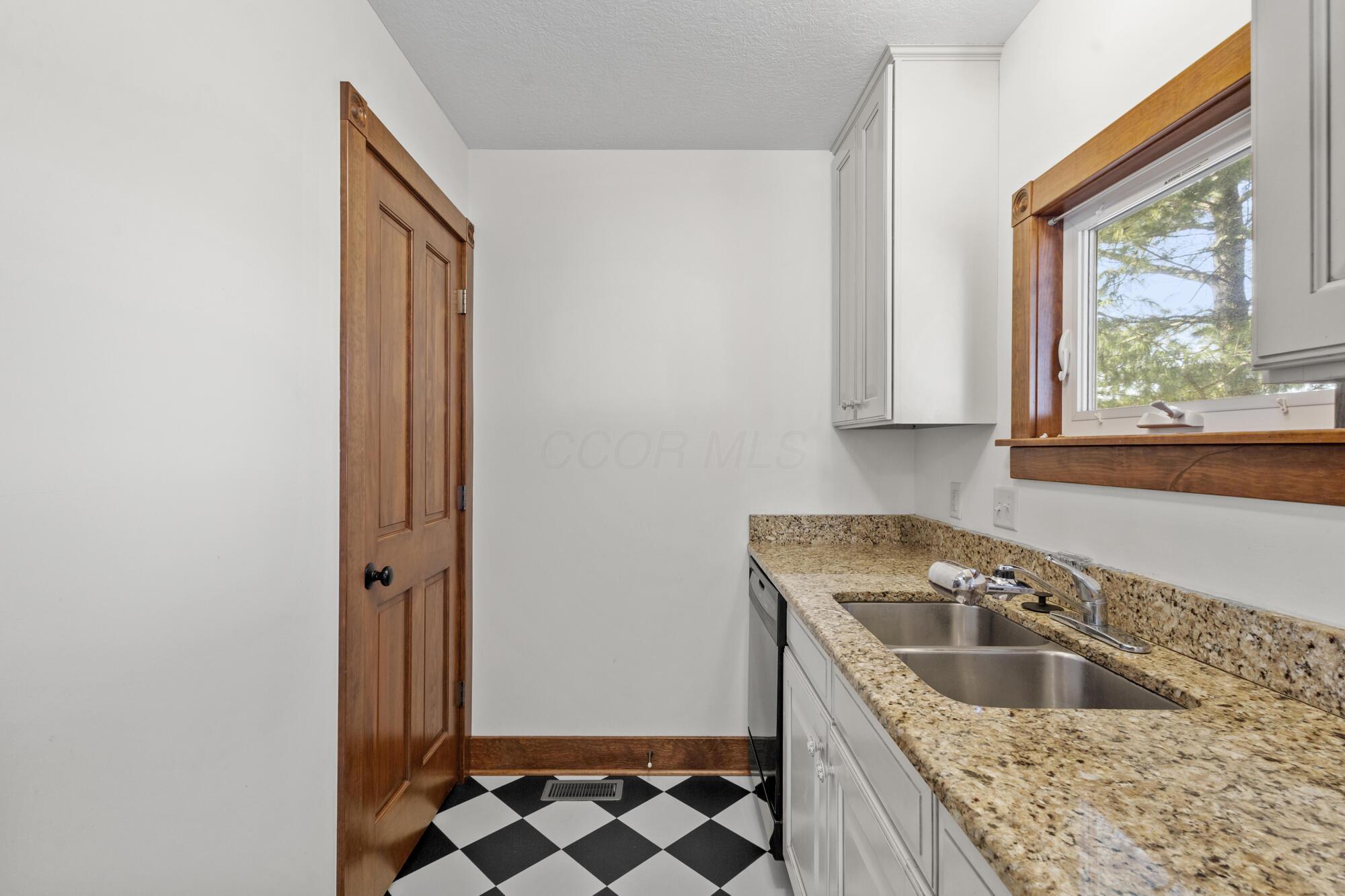 6560 Kilbourne Road, Sunbury, Ohio image 24