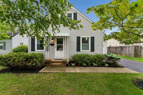 Photo of 901 W 11th Avenue, Columbus, OH 43212 (MLS # 226015693)