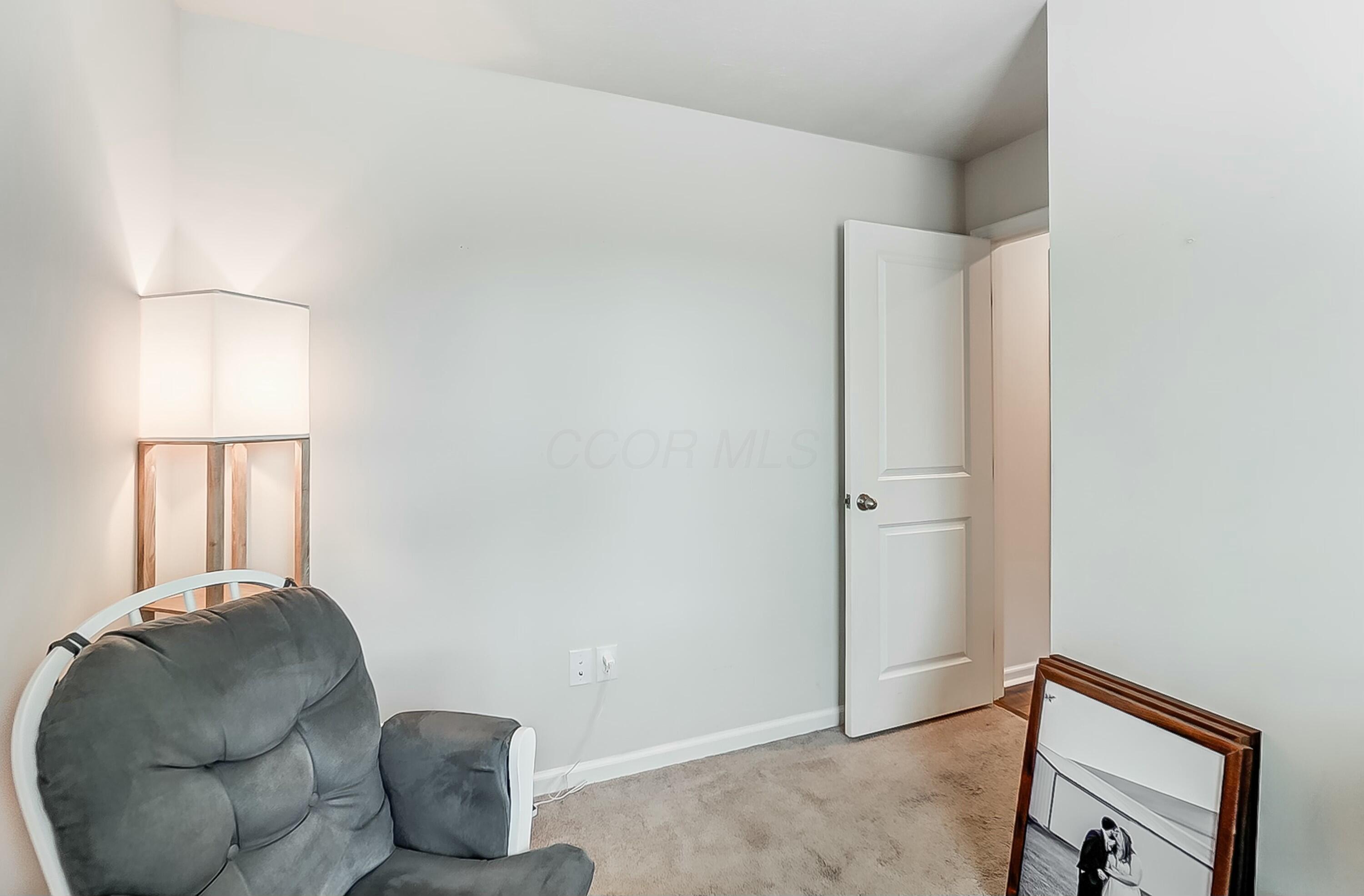207 S Tuttle Road, Springfield, Ohio image 12