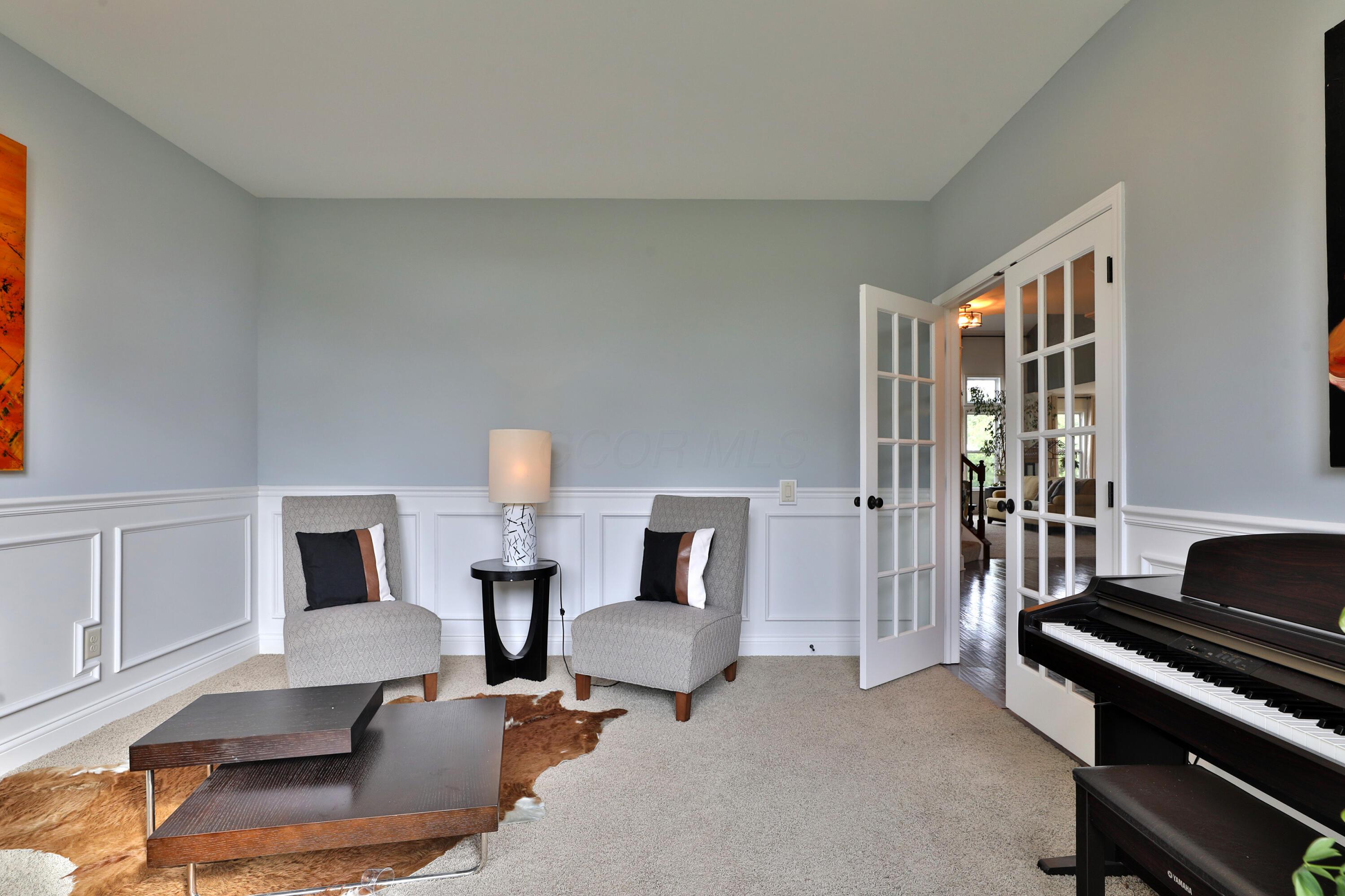 8515 Mallard Circle, Plain City, Ohio image 4