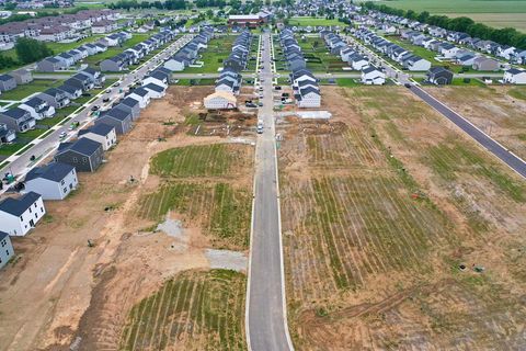 Tiny photo for 278 Dowler Drive Lot 350 #Lot 350, South Bloomfield, OH 43103 (MLS # 226002432)