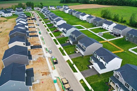 Tiny photo for 278 Dowler Drive Lot 350 #Lot 350, South Bloomfield, OH 43103 (MLS # 226002432)