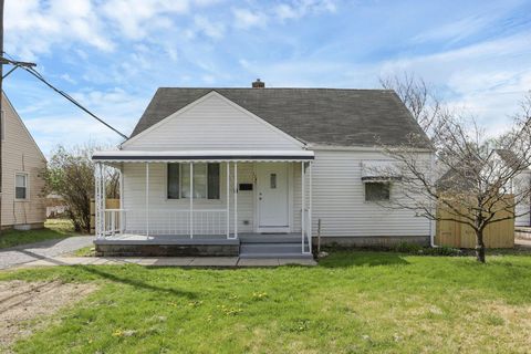 Photo of 1227 E North Broadway Street, Columbus, OH 43224 (MLS # 226010681)