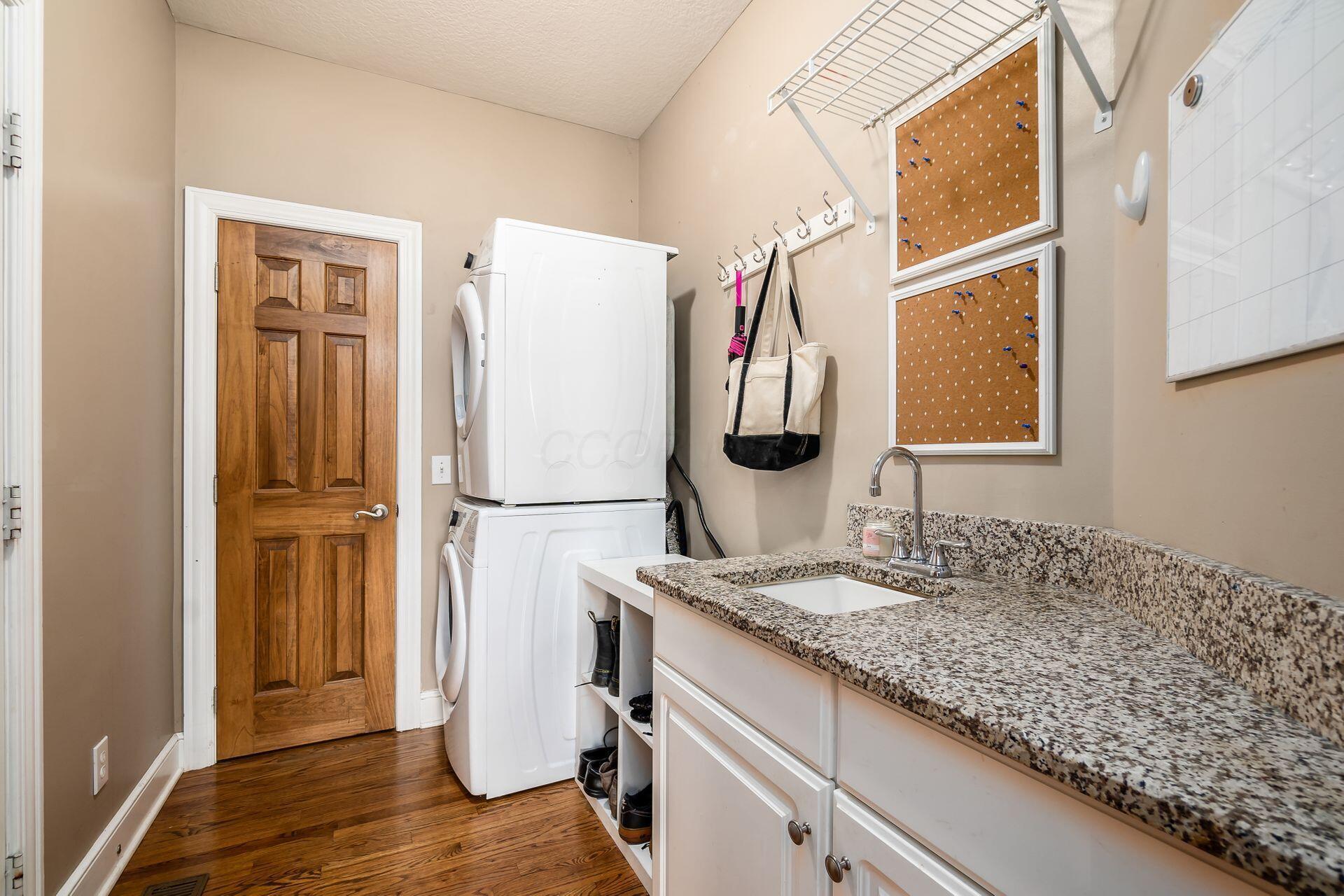 9936 Hoover Woods Road, Galena, Ohio image 15