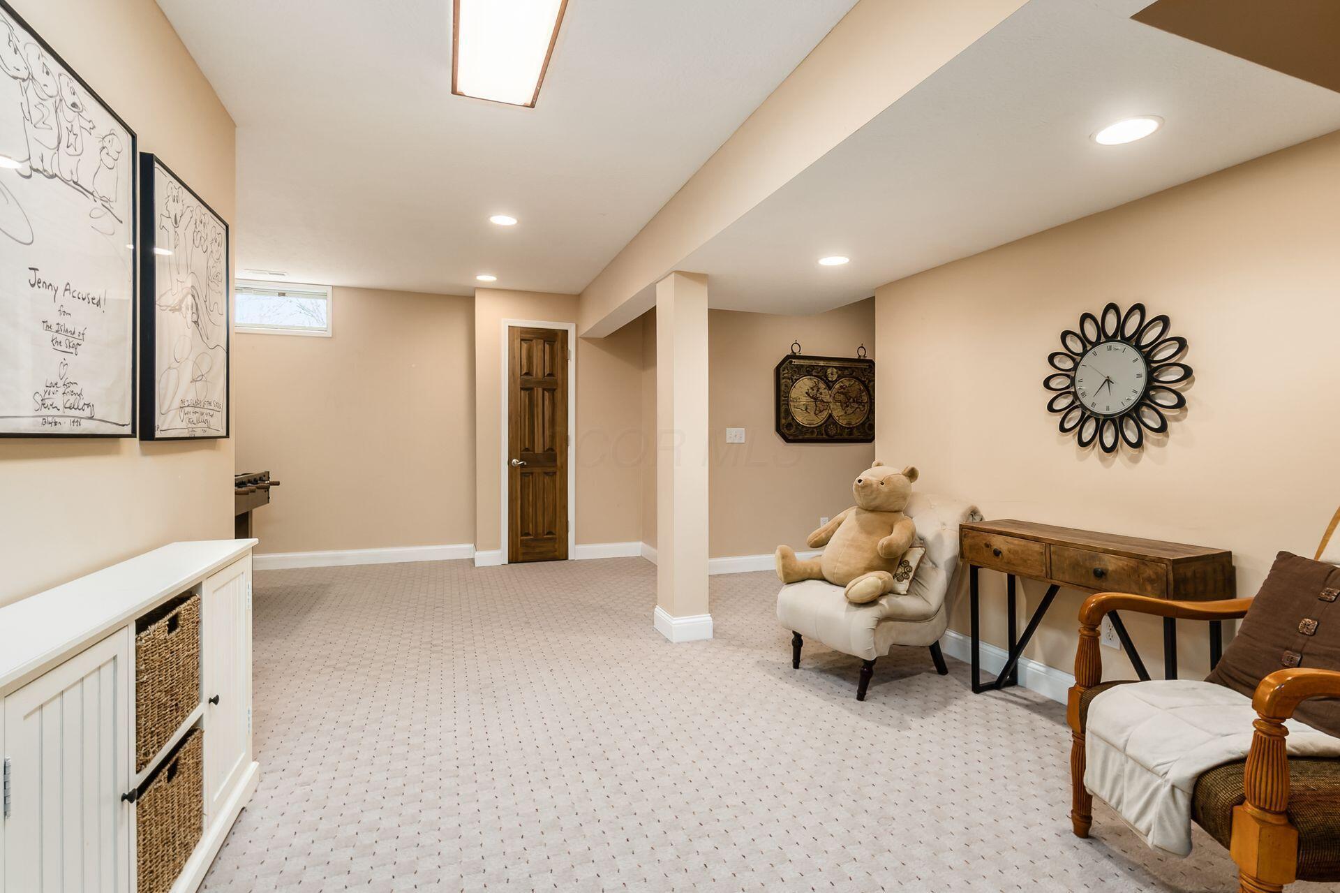 9936 Hoover Woods Road, Galena, Ohio image 34