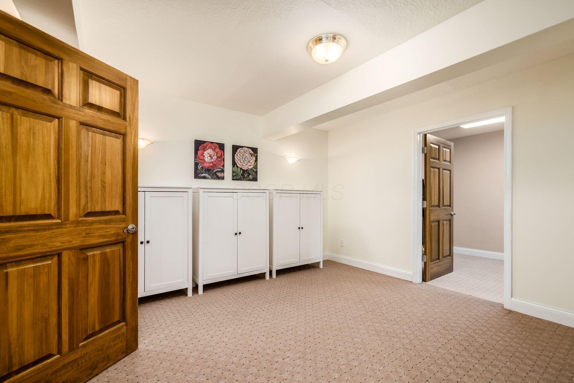 9936 Hoover Woods Road, Galena, Ohio image 30