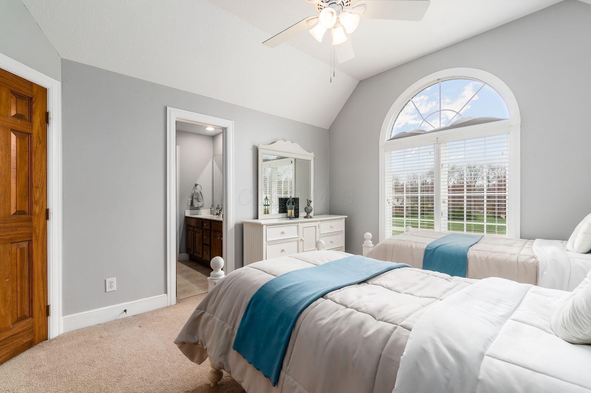 9936 Hoover Woods Road, Galena, Ohio image 28