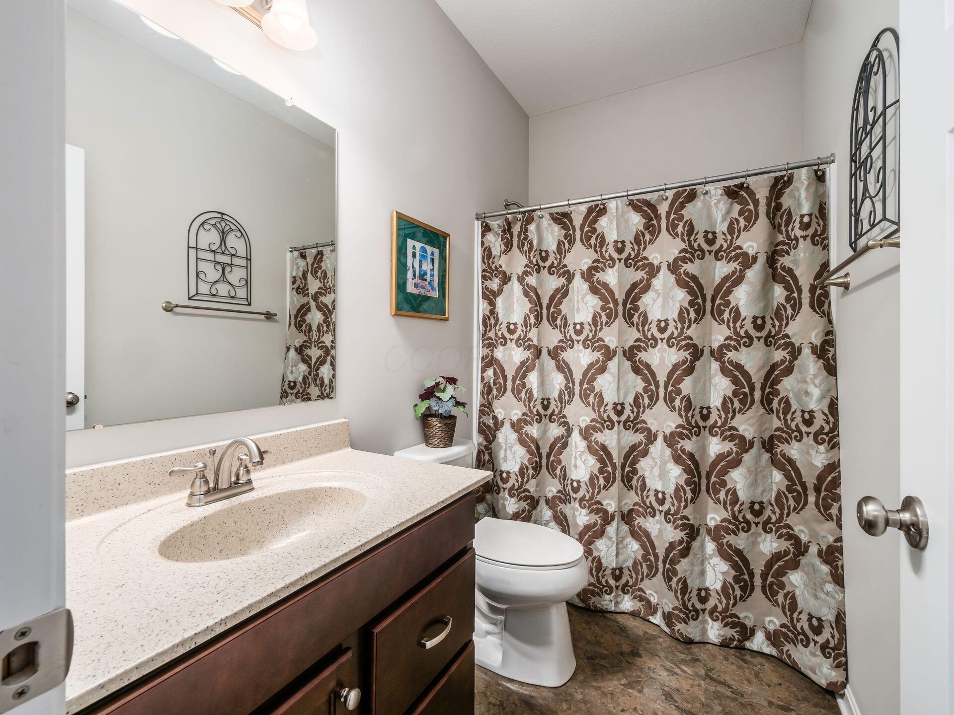 3683 Sanctuary Loop, Hilliard, Ohio image 42