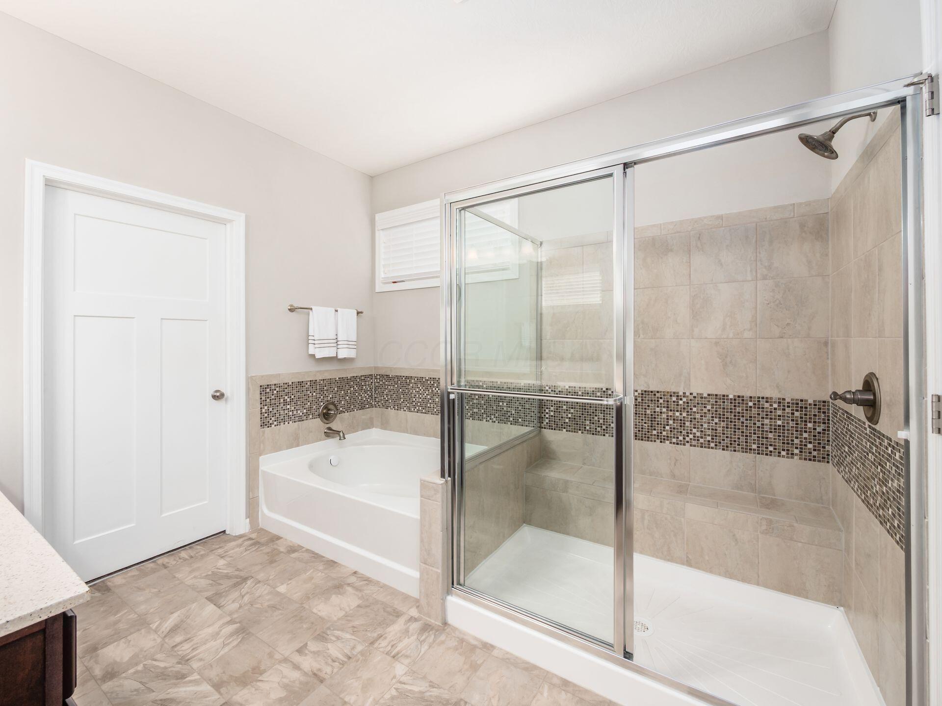 3683 Sanctuary Loop, Hilliard, Ohio image 38