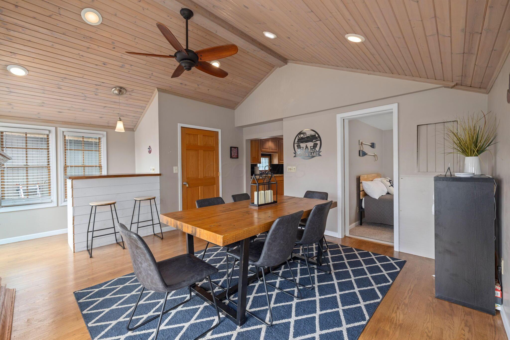 7842 Hickory Avenue, Russells Point, Ohio image 24